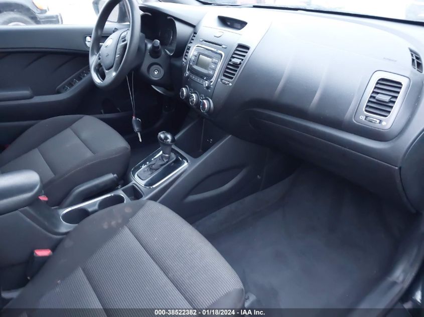 2017 KIA FORTE LX - 3KPFK4A79HE006101