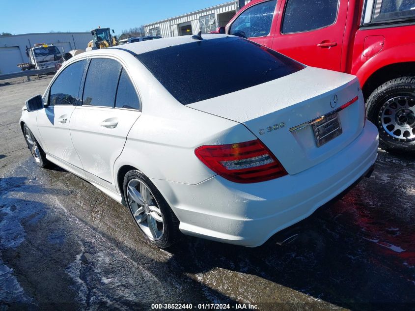 2013 MERCEDES-BENZ C 300 LUXURY 4MATIC/SPORT 4MATIC - WDDGF8AB1DR280014