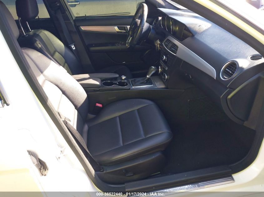 2013 MERCEDES-BENZ C 300 LUXURY 4MATIC/SPORT 4MATIC - WDDGF8AB1DR280014