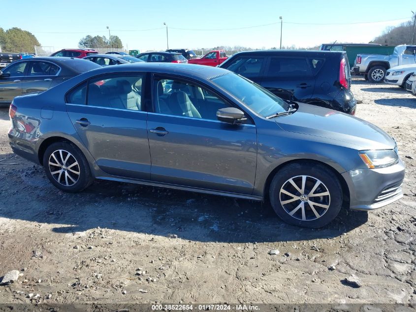 2017 VOLKSWAGEN JETTA 1.4T SE - 3VWDB7AJ3HM212019