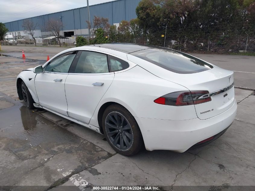 Auction sale of the 2018 TESLA MODEL S , vin: 5YJSA1E22JF284837, lot number: 38522744