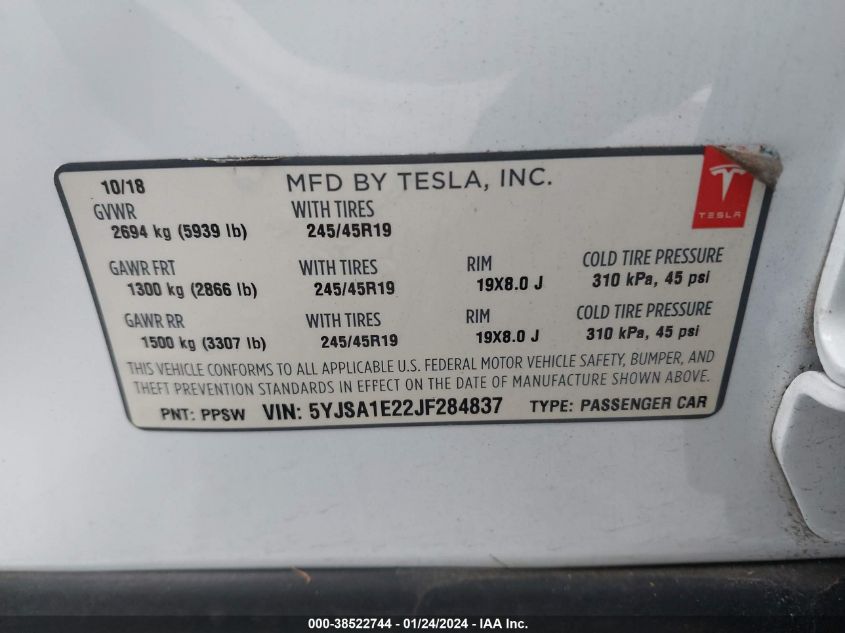 Auction sale of the 2018 TESLA MODEL S , vin: 5YJSA1E22JF284837, lot number: 38522744