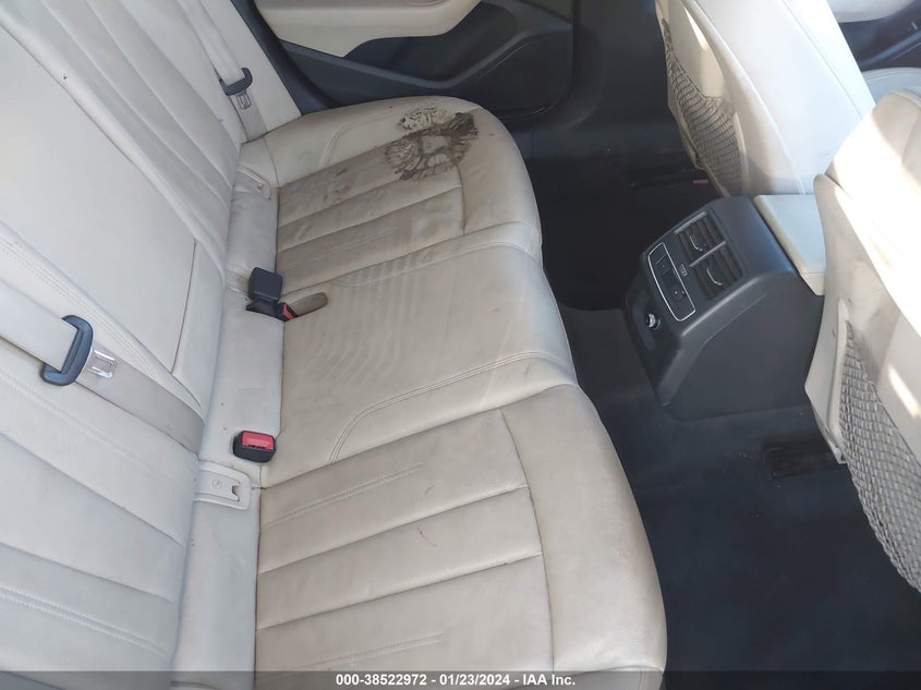 VIN WAUGMAF42HN046069 2017 AUDI A4 ULTRA PREMIUM