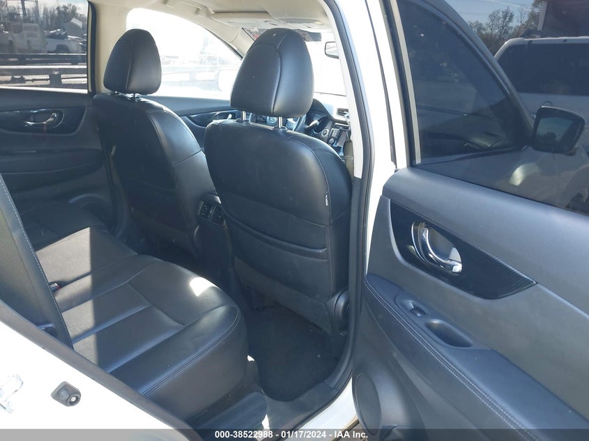 VIN 5N1AT2MT0HC808446 2017 NISSAN ROGUE SL