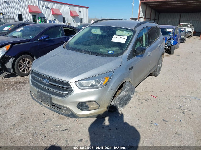 VIN 1FMCU0GD5KUB29708 2019 FORD ESCAPE SE
