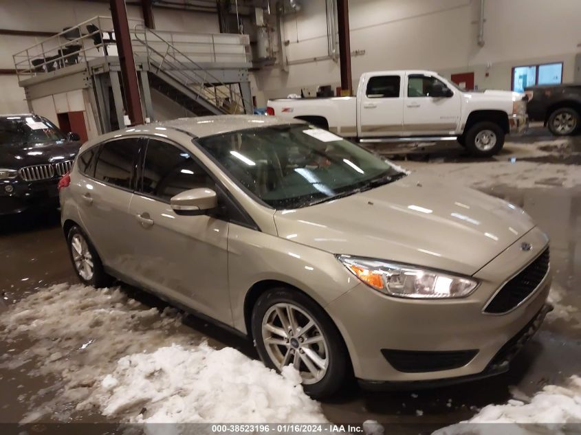 2015 FORD FOCUS SE - 1FADP3K21FL281459