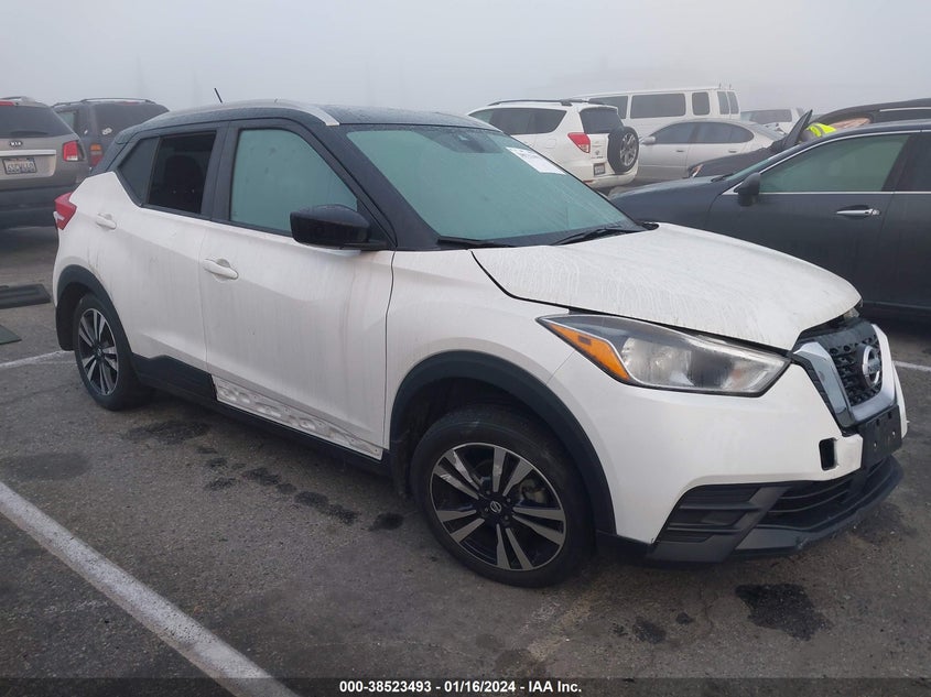 VIN 3N1CP5CVXLL579943 2020 NISSAN KICKS SV