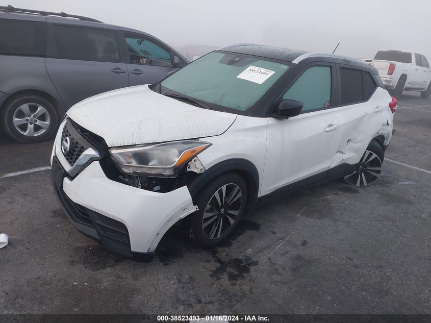 VIN 3N1CP5CVXLL579943 2020 NISSAN KICKS SV
