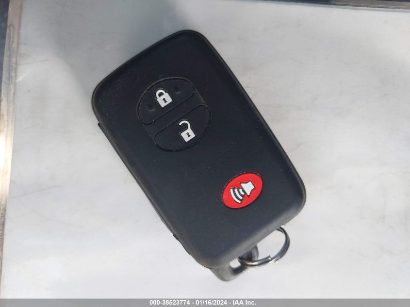 2014 TOYOTA PRIUS THREE - JTDKN3DU5E0385023