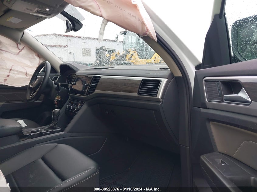VIN 1V2KP2CA4PC504739 2023 VOLKSWAGEN ATLAS SE