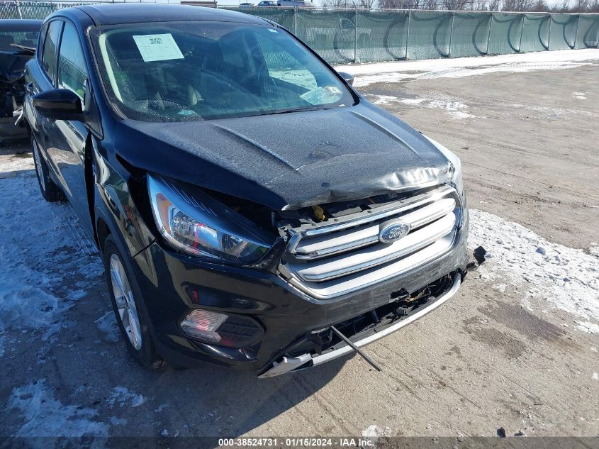 2017 FORD ESCAPE SE - 1FMCU9GD2HUD01593