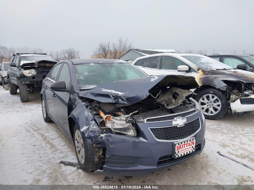 2013 CHEVROLET CRUZE