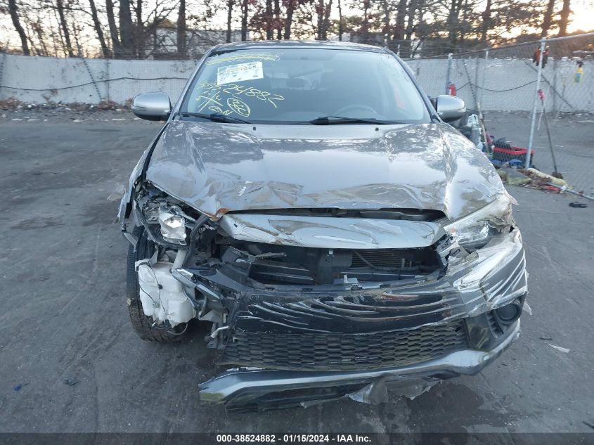 2018 MITSUBISHI OUTLANDER SPORT - JA4AR3AUXJU013887