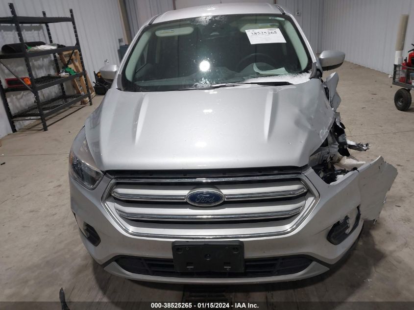 2019 FORD ESCAPE SE - 1FMCU9GD8KUB79118