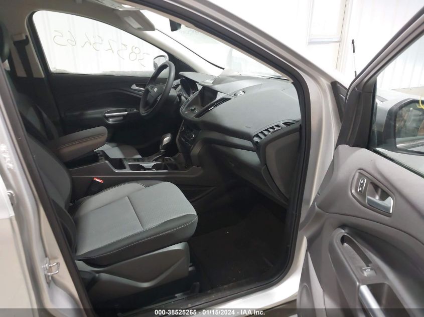 2019 FORD ESCAPE SE - 1FMCU9GD8KUB79118