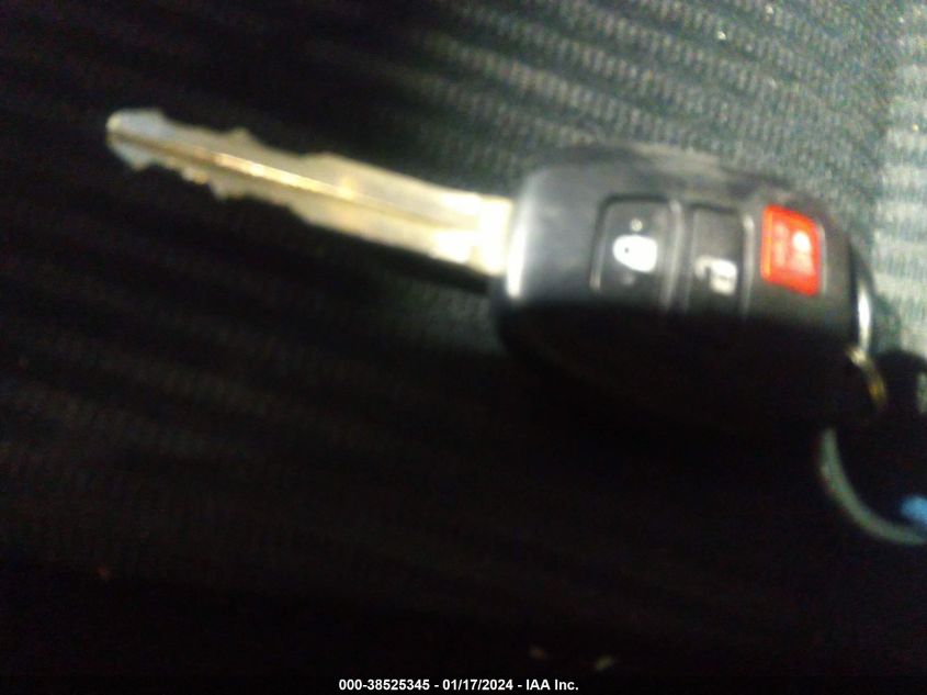 2014 TOYOTA RAV4 XLE - 2T3RFREVXEW190925