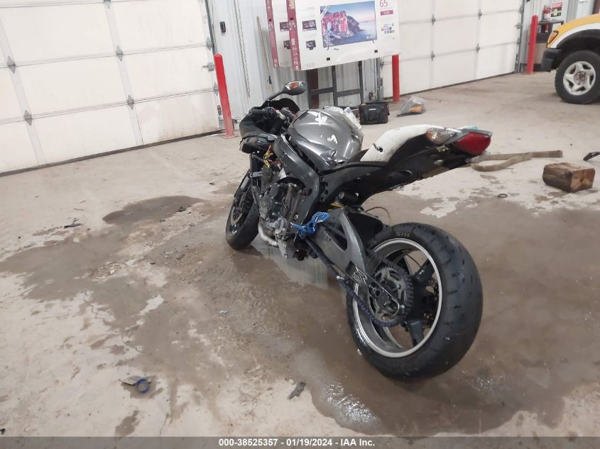 2008 SUZUKI GSX-R750 - JS1GR7LA782104755