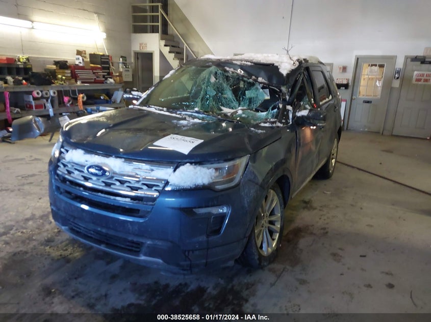 VIN 1FM5K8D89JGC30669 2018 FORD EXPLORER XLT