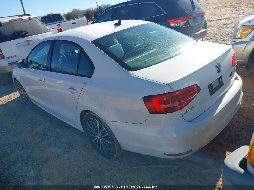 2015 VOLKSWAGEN JETTA 1.8T SPORT - 3VWD17AJ7FM226201