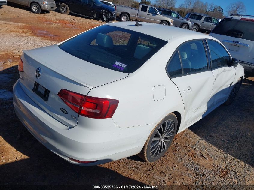 2015 VOLKSWAGEN JETTA 1.8T SPORT - 3VWD17AJ7FM226201