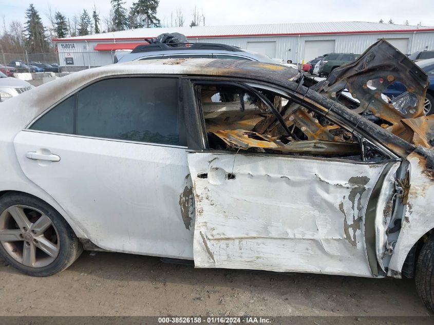 2014 TOYOTA CAMRY SE - 4T1BF1FK2EU813535