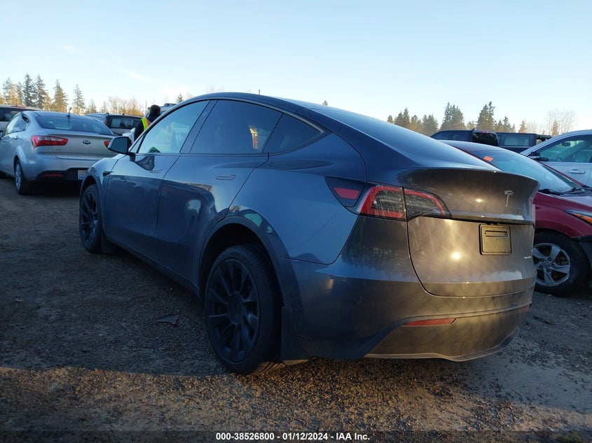 VIN 7SAYGDEE5PF900563 2023 TESLA MODEL Y AWD/LONG RANGE DUAL MOTOR ALL-WHEEL DRIVE