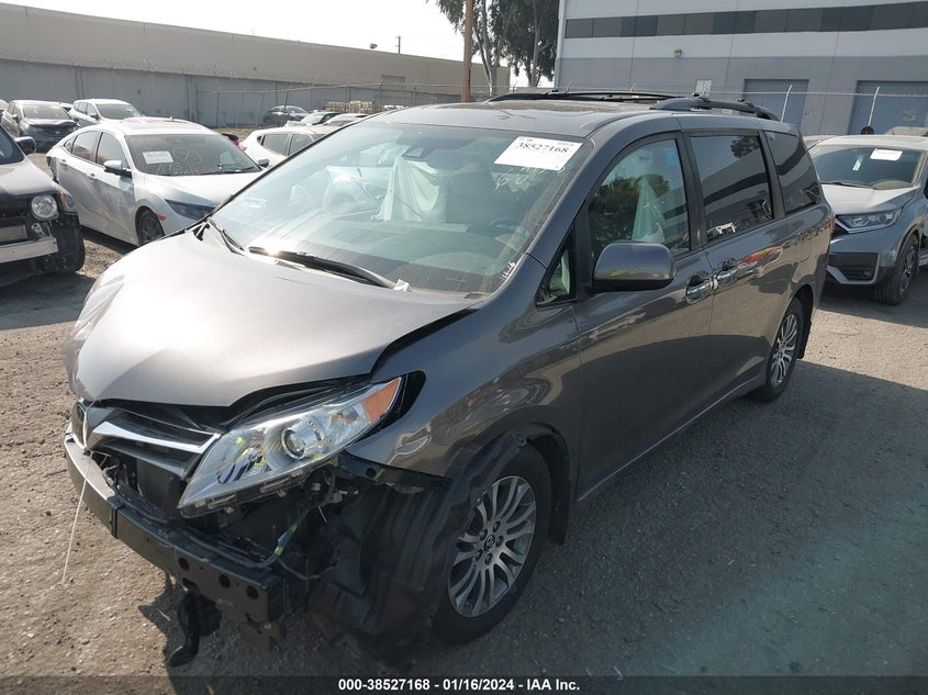 VIN 5TDYZ3DC2LS046803 2020 TOYOTA SIENNA XLE PREMIUM