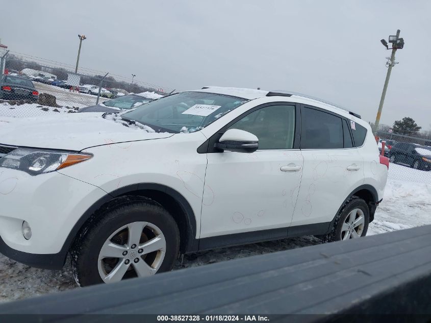 2013 TOYOTA RAV4 XLE - JTMWFREV6DD017899