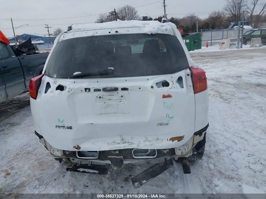 2013 TOYOTA RAV4 XLE - JTMWFREV6DD017899