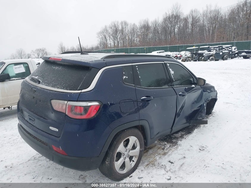 VIN 3C4NJDBB8JT349548 2018 JEEP COMPASS LATITUDE 4X4
