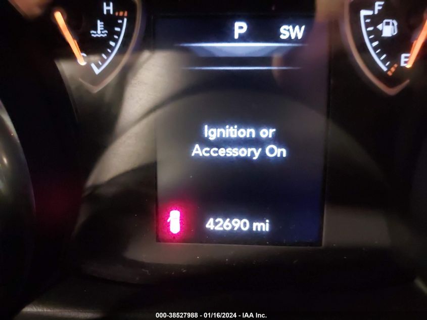 2018 JEEP WRANGLER UNLIMITED SPORT S 4X4 - 1C4HJXDG5JW246315