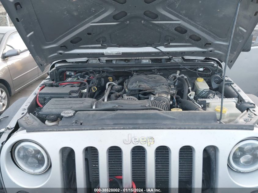 2015 JEEP WRANGLER UNLIMITED SPORT - 1C4BJWDG3FL640582