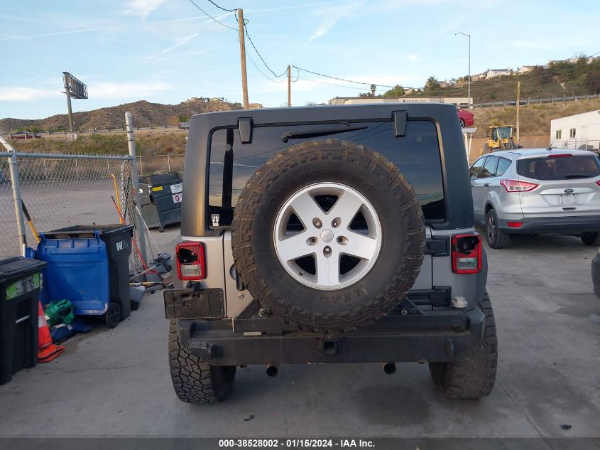 2015 JEEP WRANGLER UNLIMITED SPORT - 1C4BJWDG3FL640582