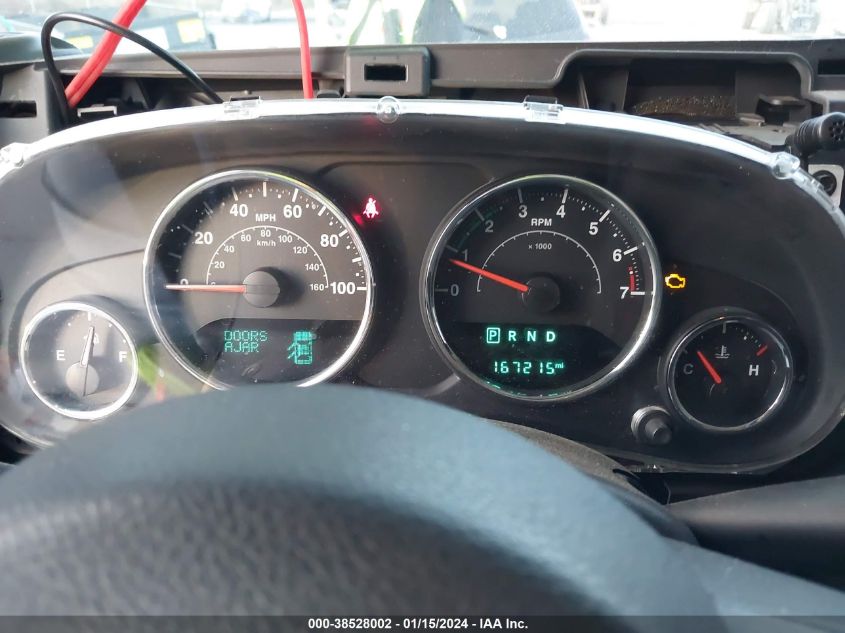 2015 JEEP WRANGLER UNLIMITED SPORT - 1C4BJWDG3FL640582