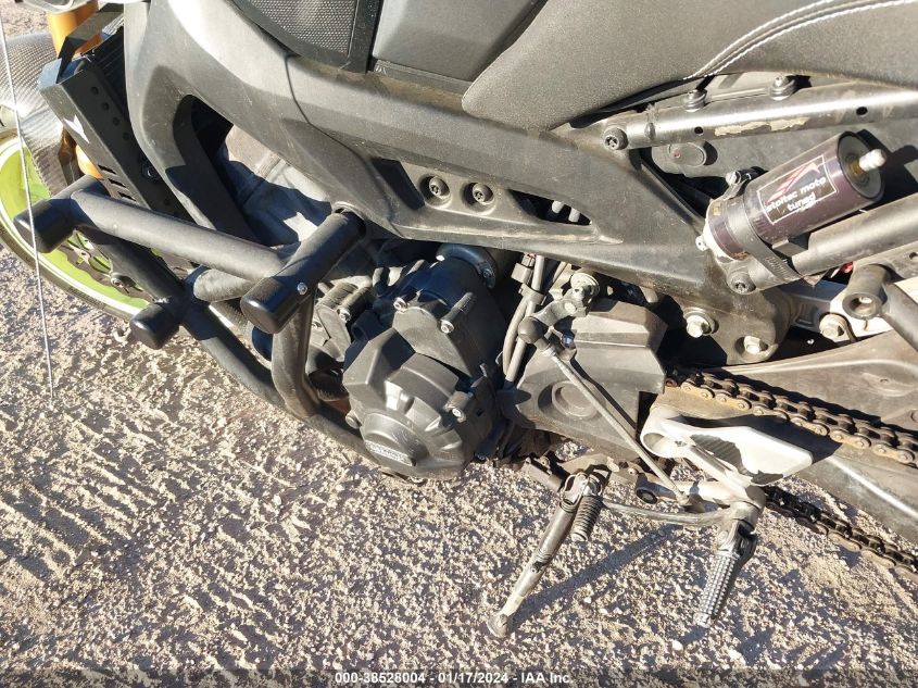 2014 YAMAHA FZ09 JYARN33E5EA001241
