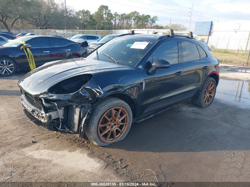 2017 PORSCHE MACAN S - WP1AB2A52HLB14871