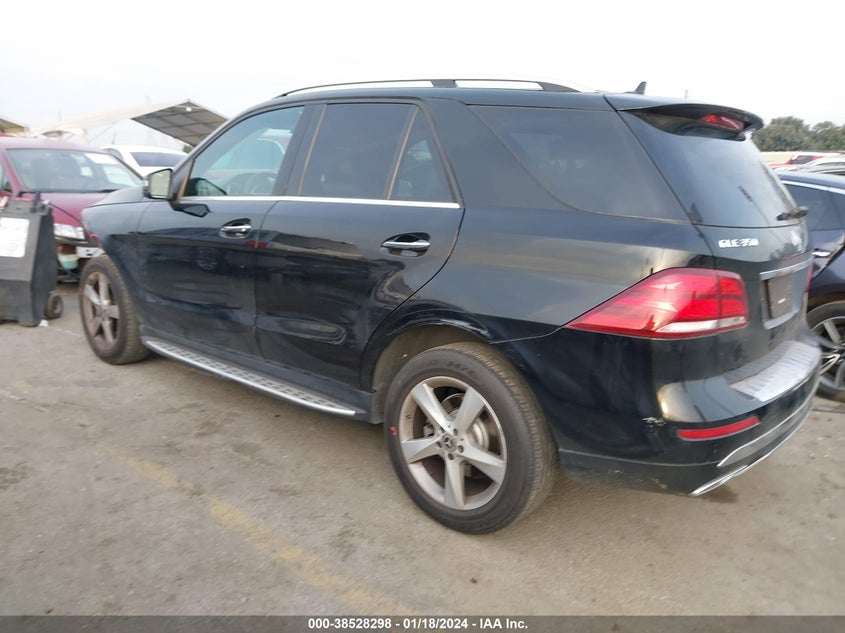 VIN 4JGDA5JB8JB015617 2018 MERCEDES-BENZ GLE 350
