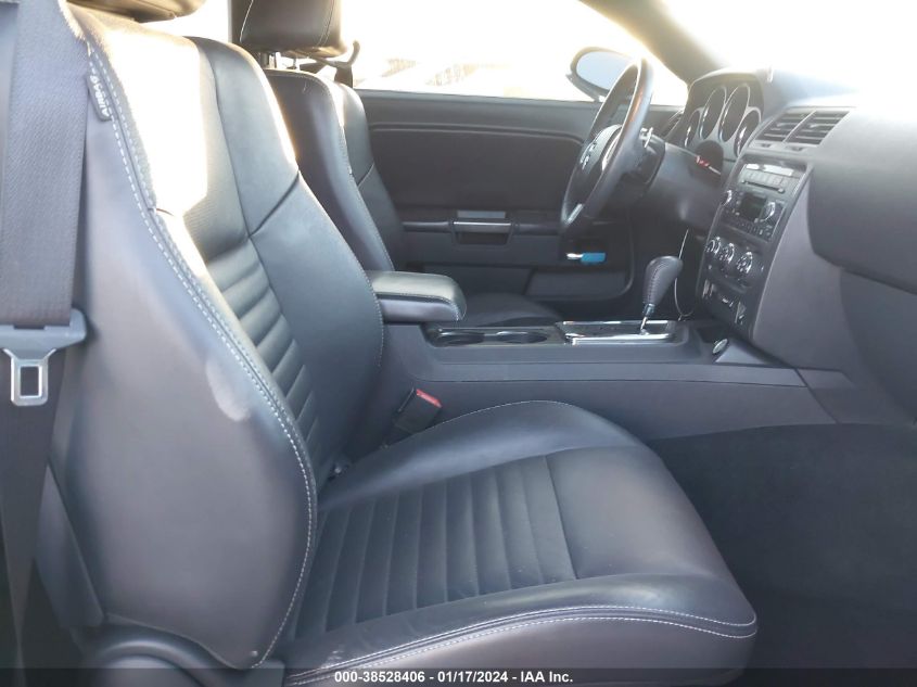 2013 DODGE CHALLENGER SXT - 2C3CDYAG4DH615412