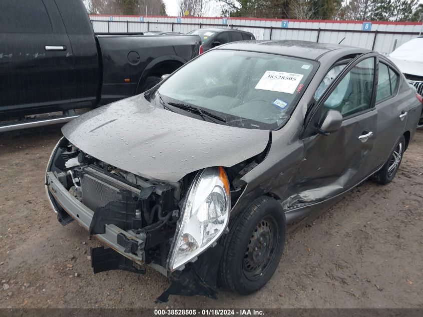2014 NISSAN VERSA 1.6 SV - 3N1CN7AP0EL832020