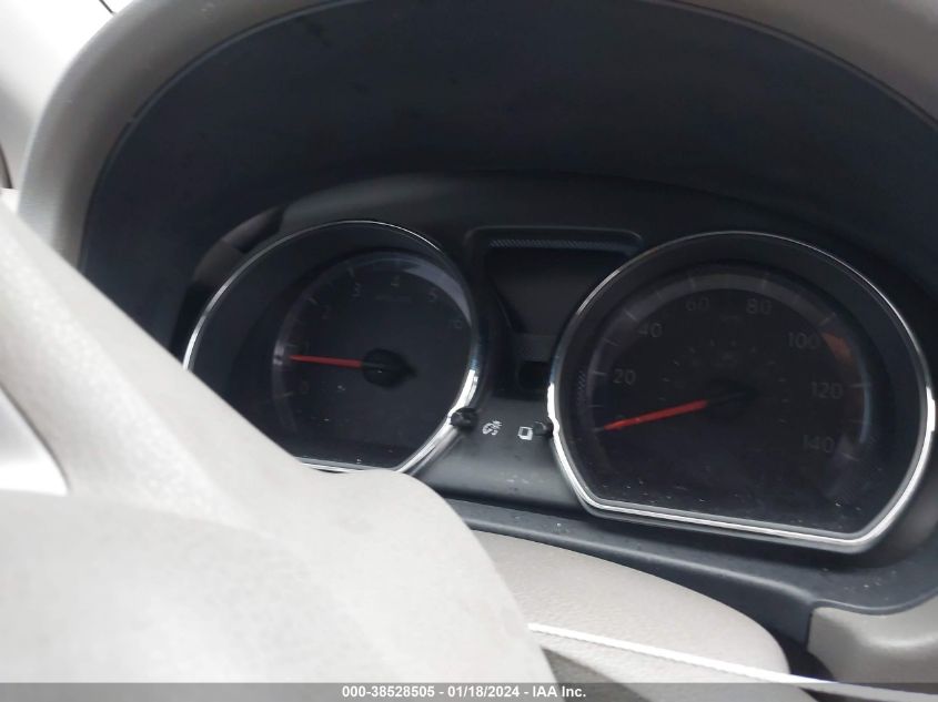 2014 NISSAN VERSA 1.6 SV - 3N1CN7AP0EL832020