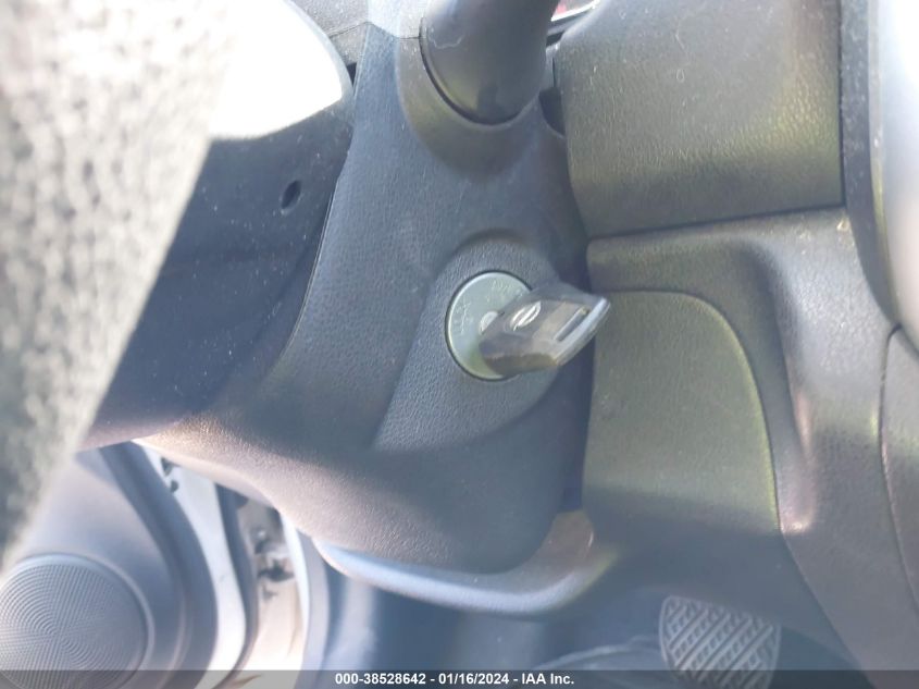 2014 NISSAN VERSA NOTE S/S PLUS/SV/SL - 3N1CE2CP2EL365666