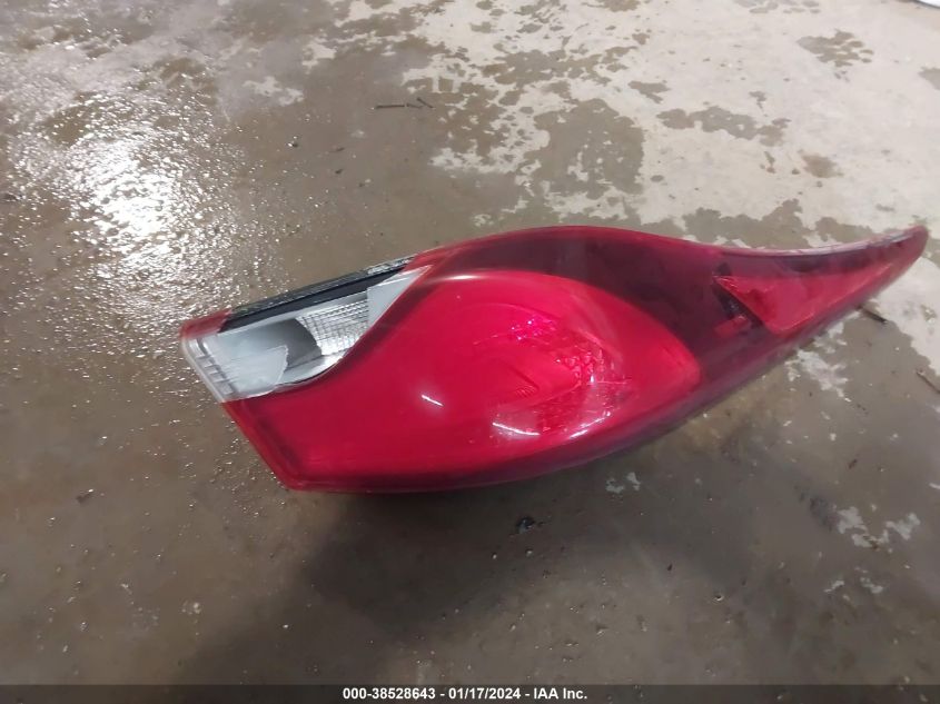 2016 HYUNDAI ELANTRA SE - 5NPDH4AE3GH688505