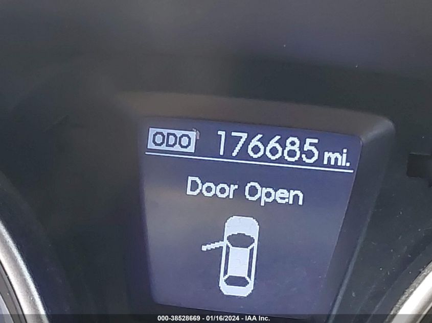 2013 HYUNDAI ELANTRA GT - KMHD35LE8DU074130