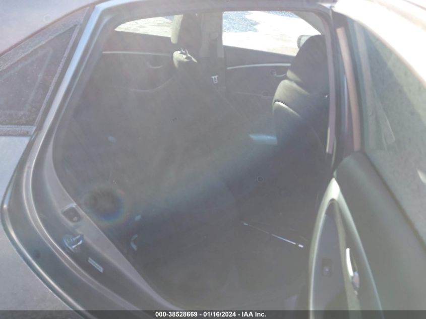 2013 HYUNDAI ELANTRA GT - KMHD35LE8DU074130