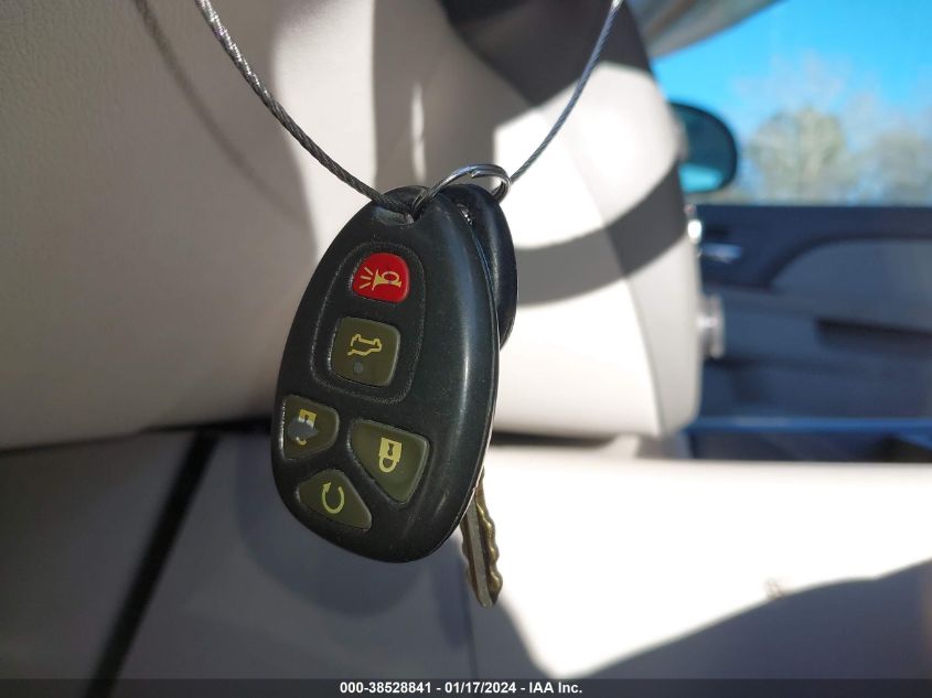 2014 CHEVROLET SUBURBAN 1500 LT - 1GNSCJE02ER241860