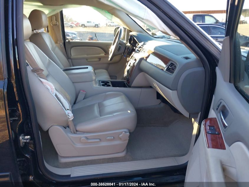 2014 CHEVROLET SUBURBAN 1500 LT - 1GNSCJE02ER241860
