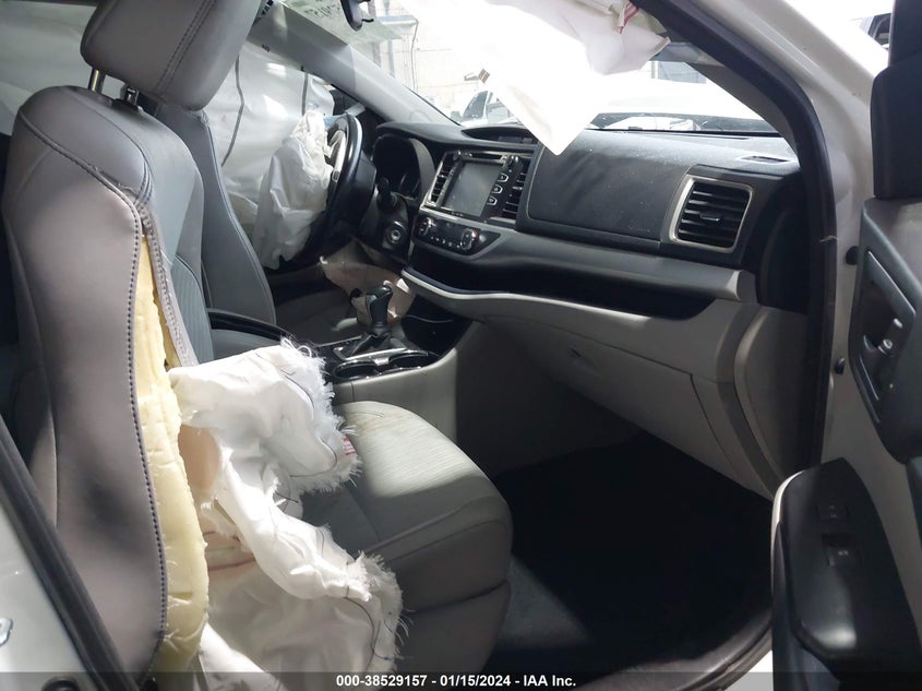 VIN 5TDBZRFH2HS398594 2017 TOYOTA HIGHLANDER LE/LE PLUS