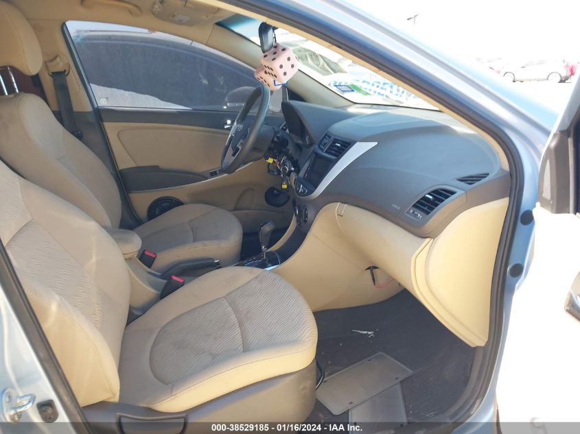 2013 HYUNDAI ACCENT GLS/SE - KMHCU4AE2DU427712