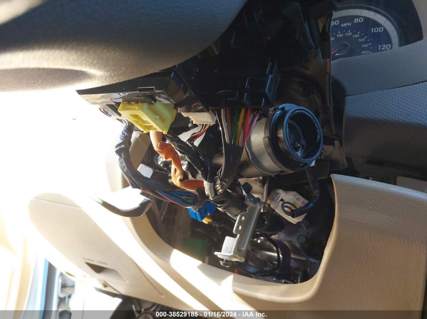 2013 HYUNDAI ACCENT GLS/SE - KMHCU4AE2DU427712
