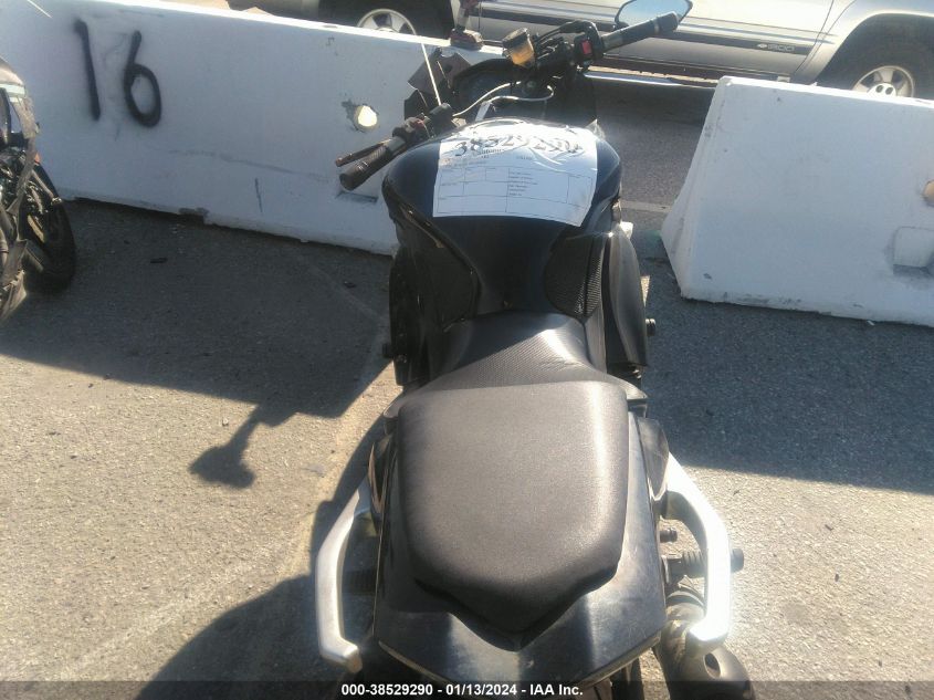 2011 KAWASAKI ZX1000 G JKAZXCG16BA000627